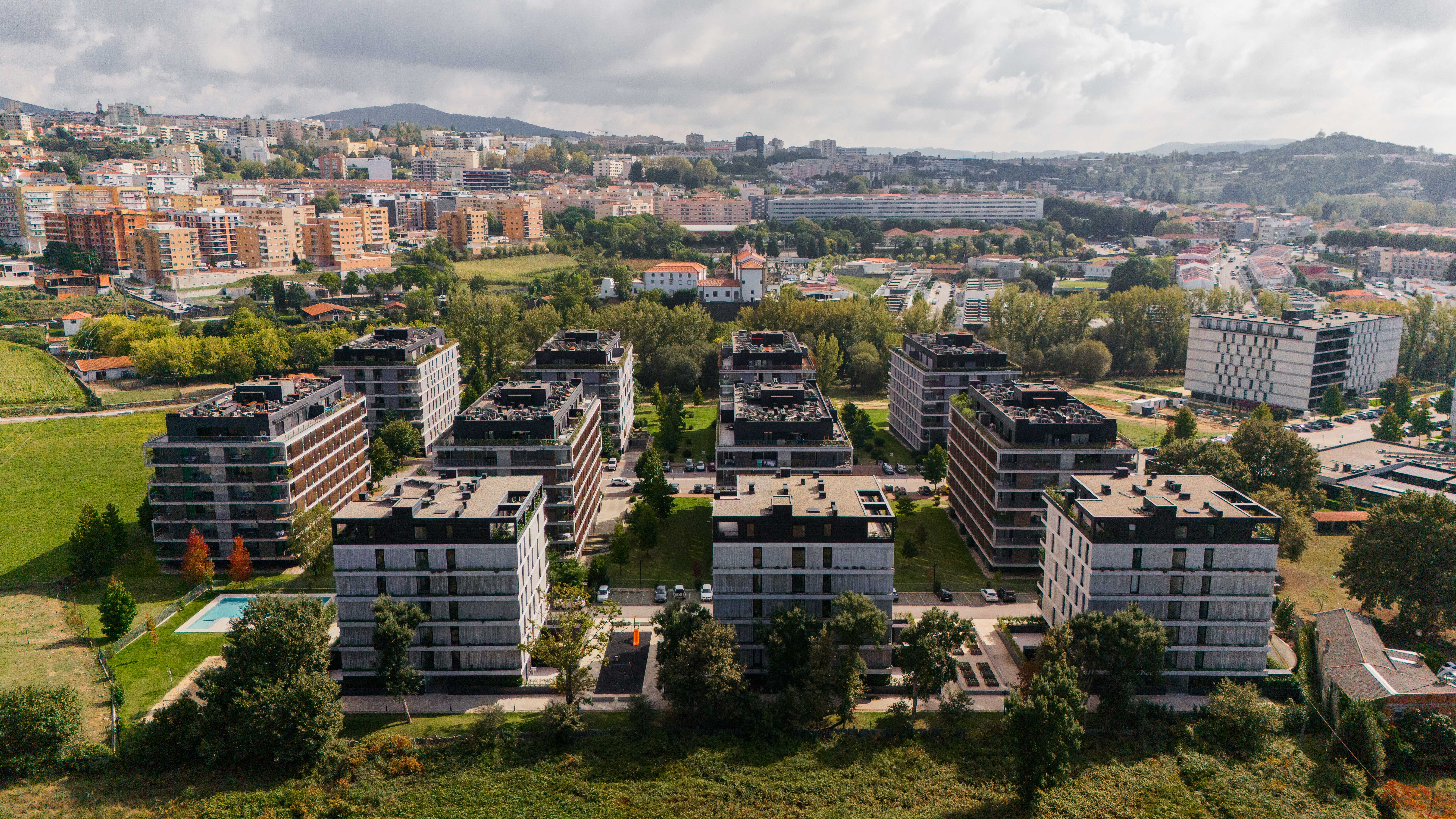 Apartamento T4 em condomínio fechado- Braga 3