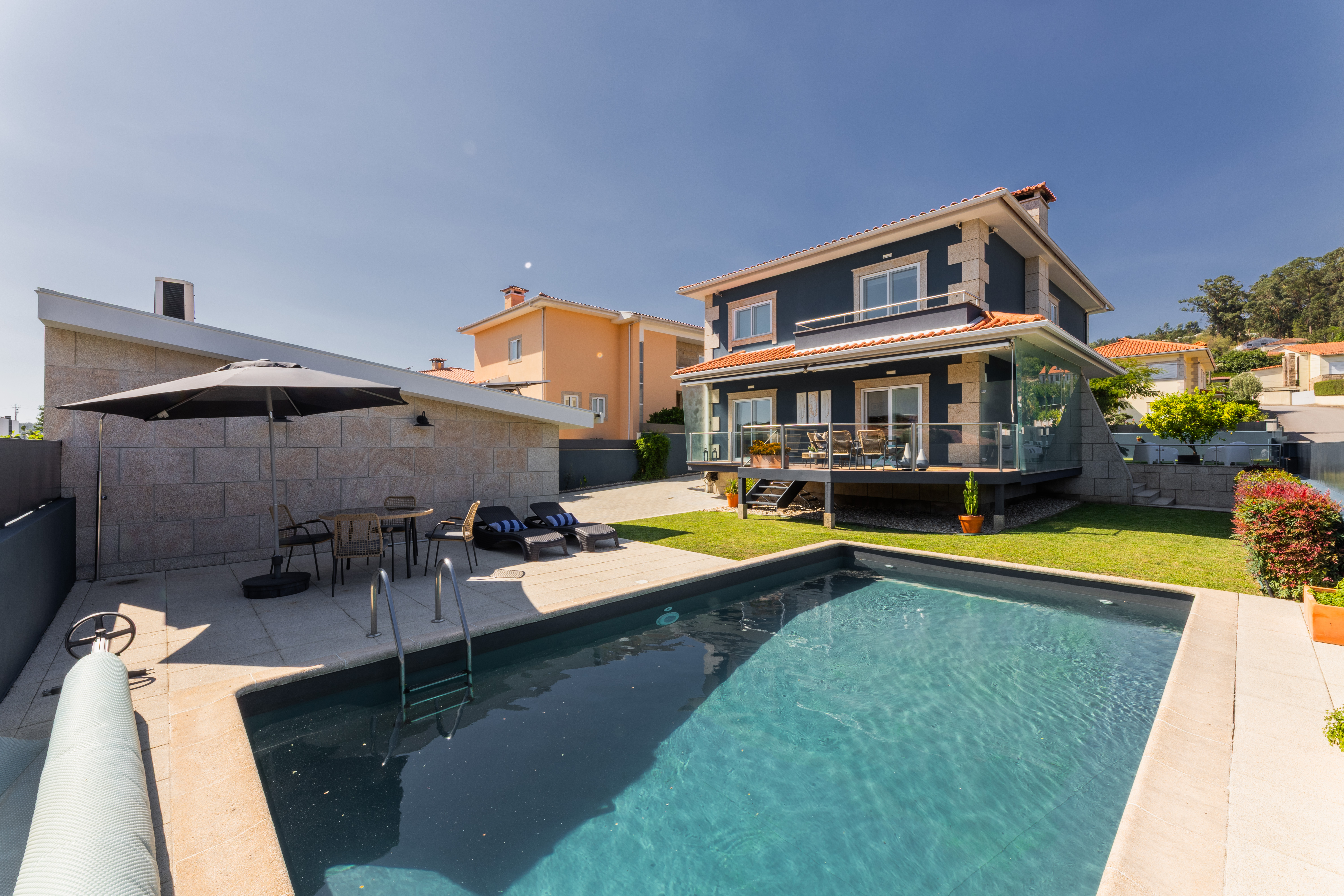 Moradia independente à venda na Rua da Batoca