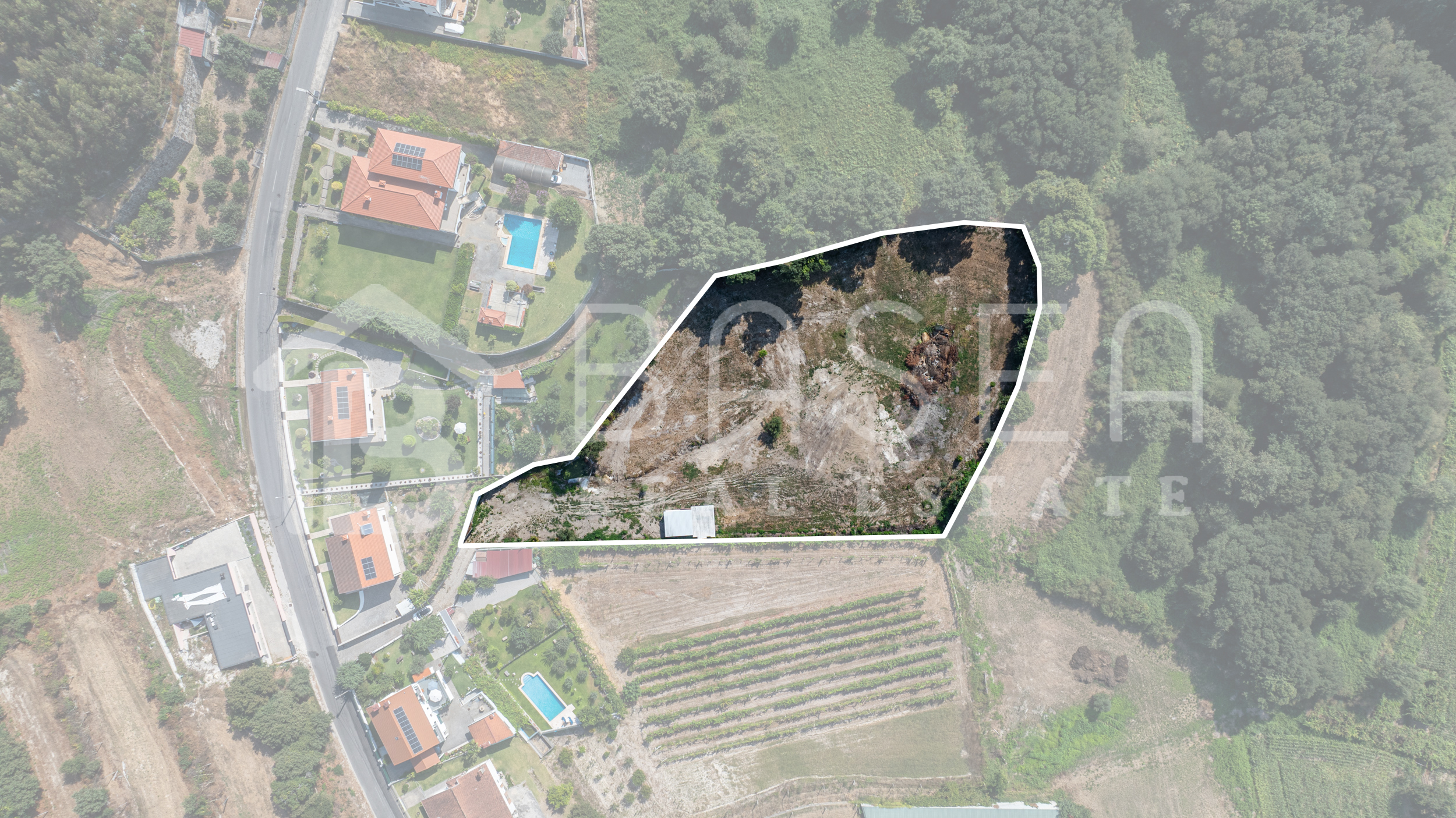 Terreno agrícola com 6044m2 em Semelhe, Braga